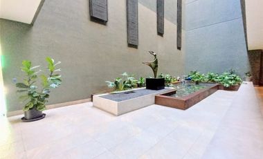 Arriendo de Penthouse TRIPLEX en Vitacura