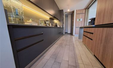 Arriendo de Penthouse TRIPLEX en Vitacura