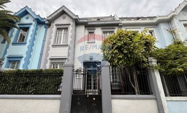 Hotel en providencia. Metro Baquedano
