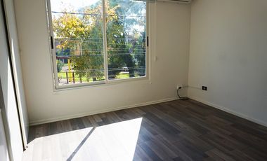 Renovada casa condominio cerrado en Macul