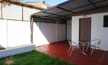 Renovada casa condominio cerrado en Macul