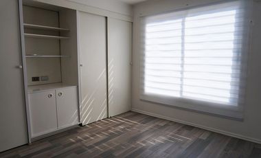 Renovada casa condominio cerrado en Macul