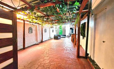 CASA COMERCIAL EN BELLA VISTA