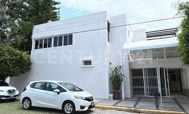 HABITACIÓN EN RENTA
