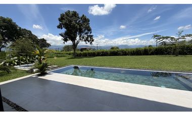 VENTA DE EXCLUSIVA CASA CAMPESTRE EN TEBAIDA, QUINDO, COLOMBIA