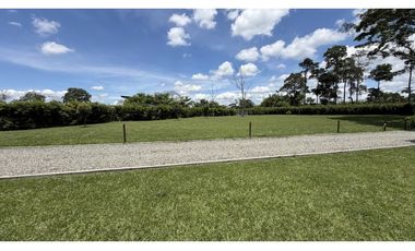 VENTA DE EXCLUSIVA CASA CAMPESTRE EN TEBAIDA, QUINDO, COLOMBIA