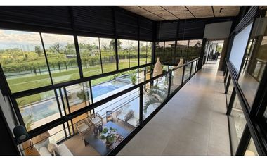 VENTA DE EXCLUSIVA CASA CAMPESTRE EN TEBAIDA, QUINDO, COLOMBIA