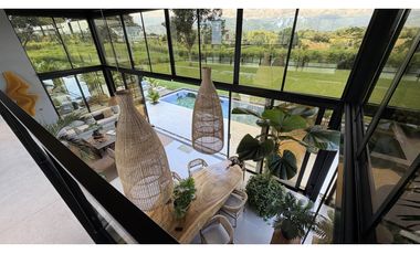 VENTA DE EXCLUSIVA CASA CAMPESTRE EN TEBAIDA, QUINDO, COLOMBIA