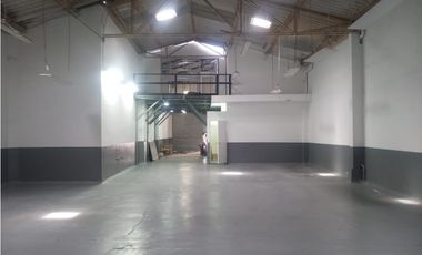 bodega en venta en Itagüí  , Sector Pilsen