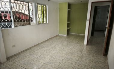 CASA DUPLEX EN VENTA EN EL BARRIO EL CASTILLO