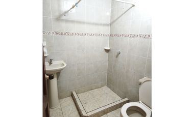 CASA DUPLEX EN VENTA EN EL BARRIO EL CASTILLO