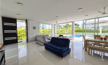 Venta Espectacular Casa Campestre en Chinauta Antes del Peaje