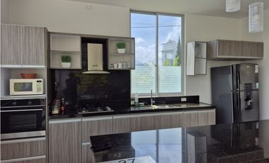 Venta Espectacular Casa Campestre en Chinauta Antes del Peaje