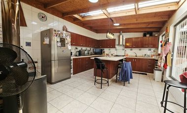 VENDO HERMOSA Y REMODELADA CASA EN HUALPEN, POSTDAM