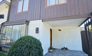 VENDO HERMOSA Y REMODELADA CASA EN HUALPEN, POSTDAM
