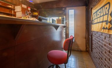 Casa + Galpones