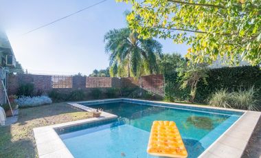 Casa + Galpones