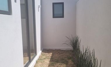 Casa de un piso en renta en San Mateo Atenco d