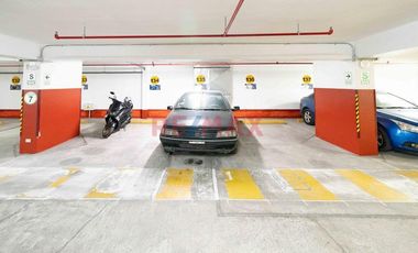 Cocheras En Venta – Edificio Recavarren