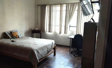 Vendo Casa Cerca Brisas Del Titicaca Y Plaza Bolognesi, Cercado De Lima