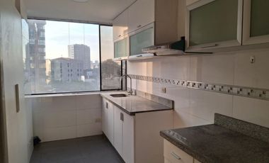 Alquiler Departamento San Isidro | 2 Dorm 2 Baños | Ubicación Estratégica Cerca Centro Financiero