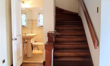Casa en Arriendo en 4 Norte / Barrio Ponientes / Viña del Mar