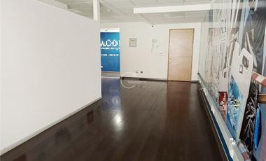 Oficina en Arriendo en Metro Manuel Montt / Barros Borgoño