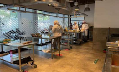 Local Comercial en Arriendo en Av. La Dehesa c/ Los Cactus