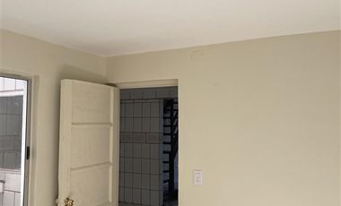 Casa en Venta en poeta victor domingo silva con Roque Esteban Scarpa