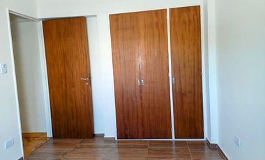 Alquiler departamento 3 ambientes  con balcón Olivos