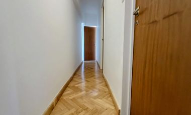 Alquiler departamento 3 ambientes  con balcón Olivos