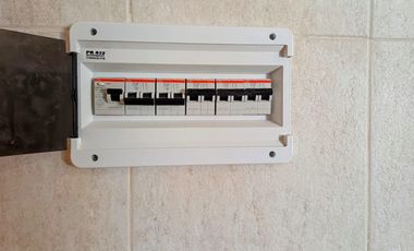 Alquiler departamento 3 ambientes  con balcón Olivos