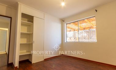 Amplia casa Remodelada, cercana a El Libano, Macul.