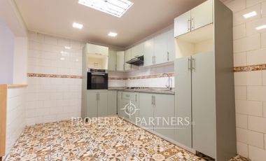 Amplia casa Remodelada, cercana a El Libano, Macul.