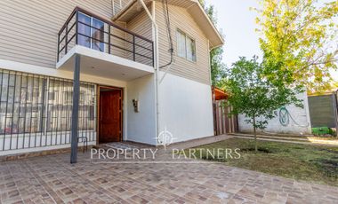 Amplia casa Remodelada, cercana a El Libano, Macul.