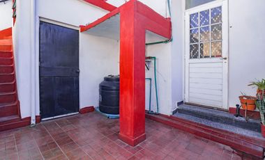 ¡Como una casa! PH 4 ambientes: Gran Terraza, Quincho, Parrilla, patio y balcón terraza, lavadero!!