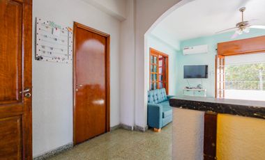 ¡Como una casa! PH 4 ambientes: Gran Terraza, Quincho, Parrilla, patio y balcón terraza, lavadero!!
