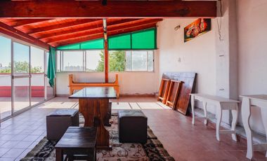 ¡Como una casa! PH 4 ambientes: Gran Terraza, Quincho, Parrilla, patio y balcón terraza, lavadero!!