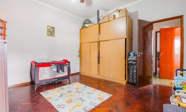 ¡Como una casa! PH 4 ambientes: Gran Terraza, Quincho, Parrilla, patio y balcón terraza, lavadero!!