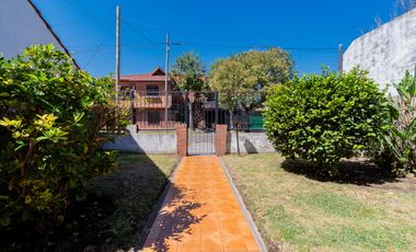 Venta casa 4 ambientes en Villa Adelina