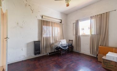 Venta casa 4 ambientes en Villa Adelina