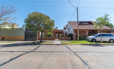 Venta casa 4 ambientes en Villa Adelina