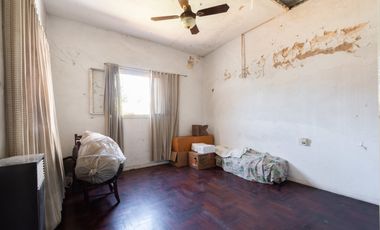 Venta casa 4 ambientes en Villa Adelina