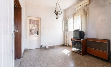 Venta casa 4 ambientes en Villa Adelina