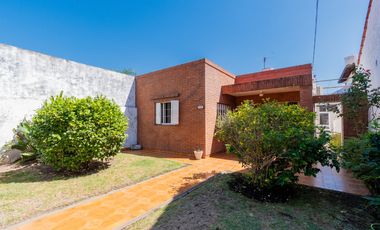 Venta casa 4 ambientes en Villa Adelina