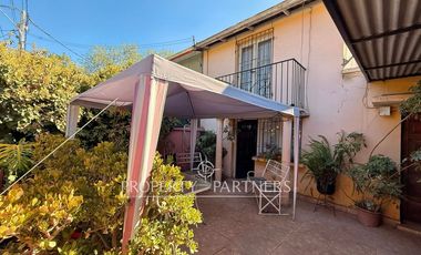 amplia casa de 2 pisos en venta en Lo Espejo – Gran potencial y excelente conectividad