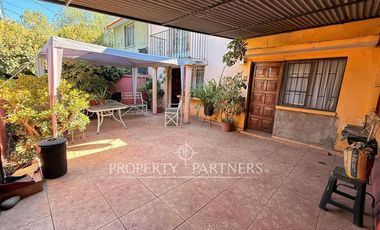 amplia casa de 2 pisos en venta en Lo Espejo – Gran potencial y excelente conectividad