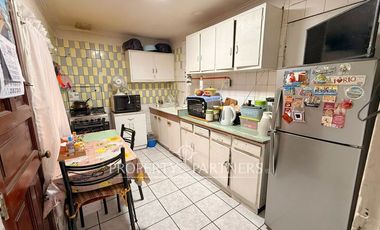 amplia casa de 2 pisos en venta en Lo Espejo – Gran potencial y excelente conectividad
