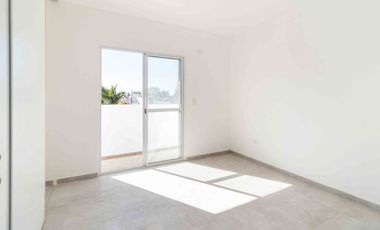 VENTA DPTO 2 AMBIENTES CON BALCON, SAENZ PEÑA.