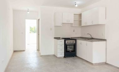 VENTA DPTO 2 AMBIENTES CON BALCON, SAENZ PEÑA.